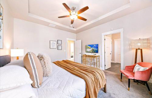 Gorgeous & Secluded 3BD 2BA Getaway by The Village at Meridian - Foto 23