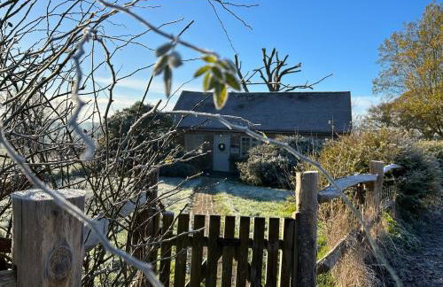 The Piggery, a perfect country hideaway - Photo 24