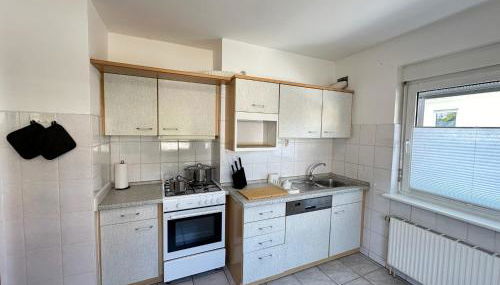 8 Einzelbetten Böblingen I 6 Schlafzimmer I 2 sep Ebenen I 2 Bäder, 2 sep WC I Messe, A81 I Monteure, Teams - Foto 2