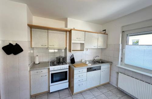 8 Einzelbetten Böblingen I 6 Schlafzimmer I 2 sep Ebenen I 2 Bäder, 2 sep WC I Messe, A81 I Monteure, Teams - Foto 2