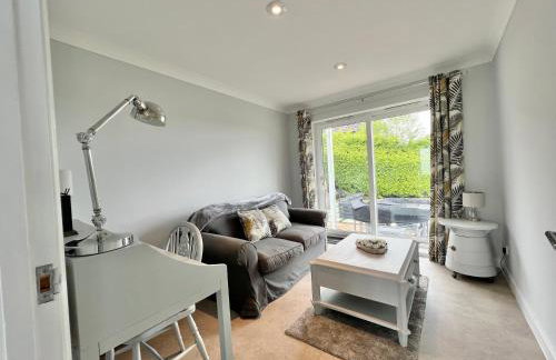 Incredible Views in Dartmouth with Parking and EV Charger - Foto 16