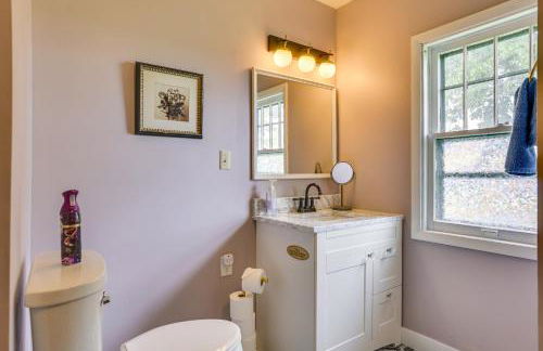 Fire Pits, Views and Yard Luxe Mt Horeb Getaway! - Foto 22