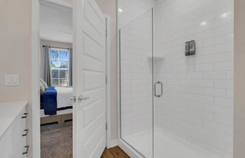 Modern 2 Bedrm Apartment with fast Wi-fi - Apartment - Foto 28