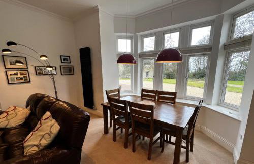 2 Shanklin Manor - Ground Floor apartment overlooking Park in Shanklin Old Village - Photo 17