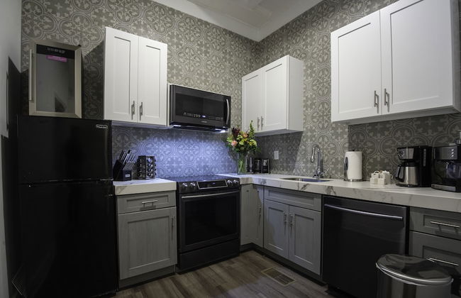 Elegant NOLA Chateau: Prime Spot - By YouRent - Foto 8