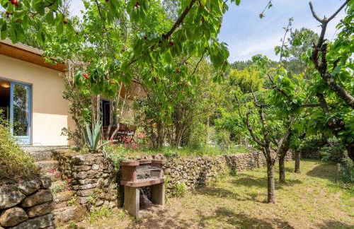 Serene Holiday Home in Les Salelles With Swimming Pool - Foto 39