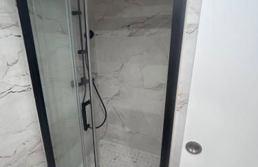 Charmant studio neuf et meublé - Foto 8