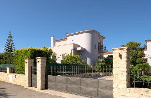 Christina Villas, Steps to Sandy Beach, By ThinkVilla - Photo 12