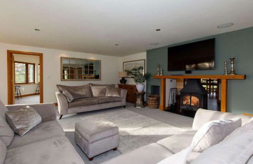 Serene Riverside: 6BR Luxury Retreat in Curdridge - Photo 8