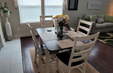 SPACIOUS TOWNHOUSE MINUTES FROM DOWNTOWN SA. - Foto 5