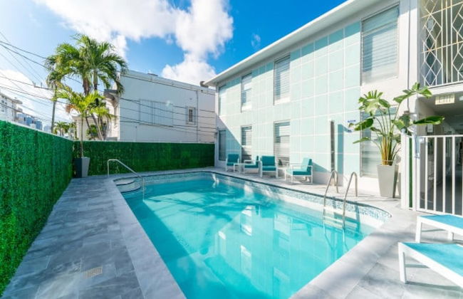 TWO Bedroom Apartment - Photo 19