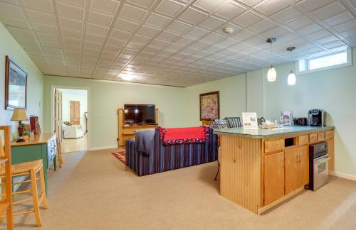 Lockes Glen - Lakefront Geneva Getaway with Dock! - Foto 25