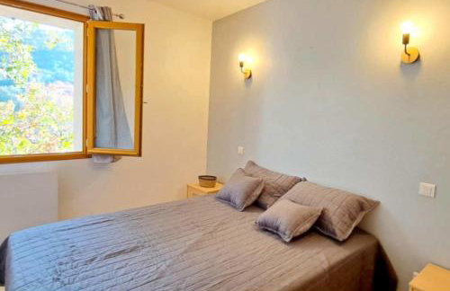 3 Bed House Sleeps 8 -Private Garden -Pets Ok - Foto 43