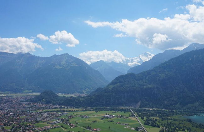 Visite guidée à pied d'Interlaken - Photo 1