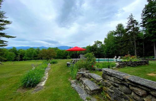 WOW New Spectacular Franconia Home - history - views - fire pit - hot tub - pool - grandeur - MUST SEE - Foto 43