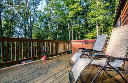 Family Cabin on 6 Acres with Lake Access and Hot Tub! - Foto 26