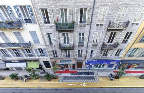Hyper Centre - Charming duplex - Luxury - Reversible air conditioning - 10 mins from Place MASSENA - Foto 20