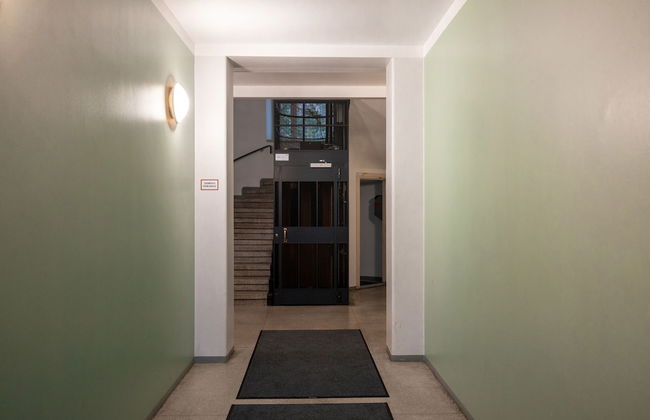 2ndhomes Bright & Compact Studio Apt - Foto 1