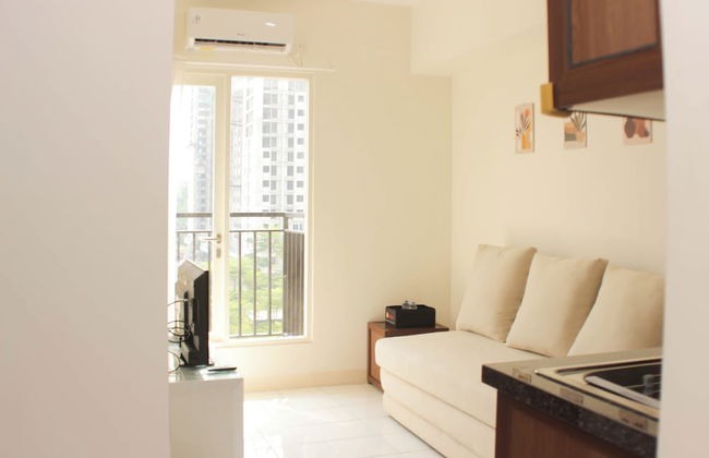 Nice and Comfort 1BR with Extra Room at Podomoro Golf View Apartment - Foto 17