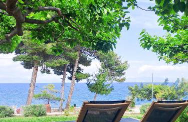 Nama Beach House - Photo 2