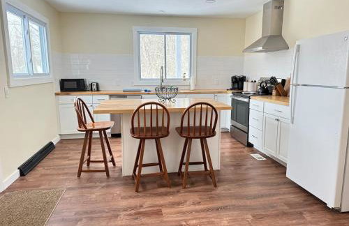 Dual-Home Berkshire Retreat Sleeps 16 - Foto 54