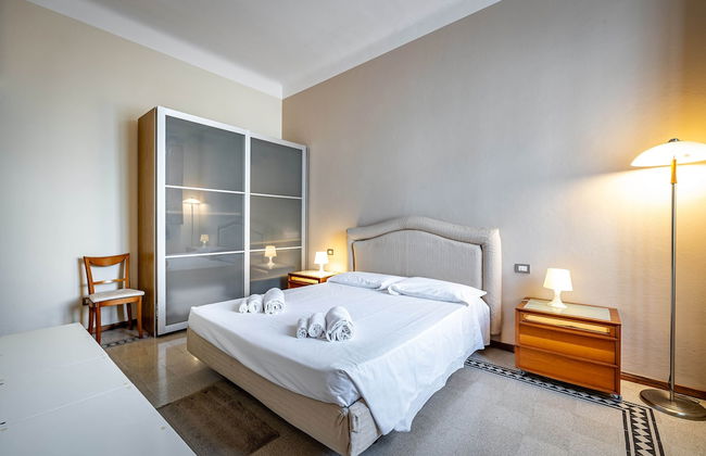 YiD elegant near tramvia - Photo 4