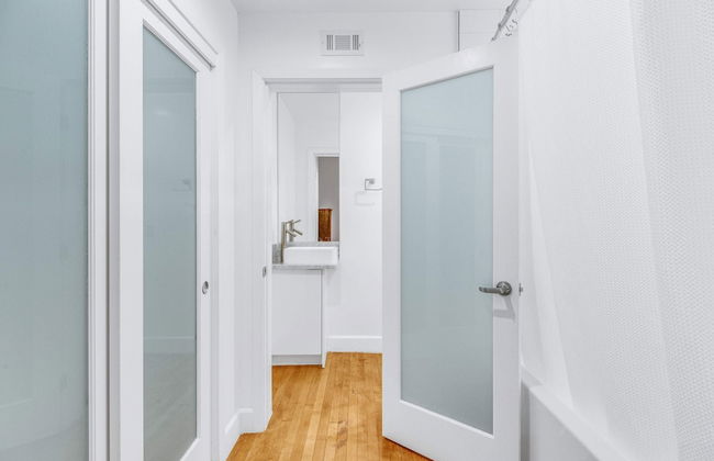 Stylish 2br/2ba At HWH by Oneluxstay - Foto 19