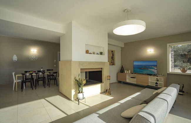 Villa Torricella Pool and Sunny Garden - Photo 8