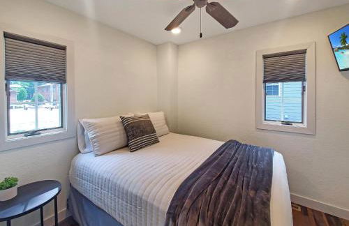 The Canal Cottage off West Lake Okoboji - Foto 18