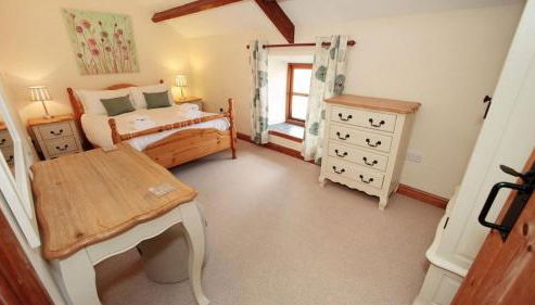 3 Bed Cottage - Parking - Ideal for Work Trips - Photo 5