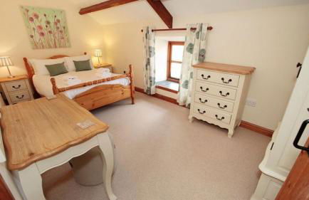 3 Bed Cottage - Parking - Ideal for Work Trips - Photo 5