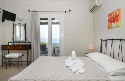 Akrothalassia - Photo 64