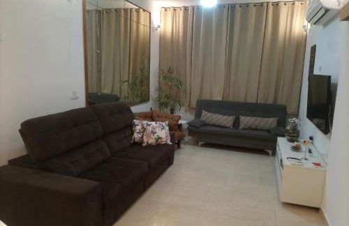 Ponta da Praia amplo 3dorm 3ban frente ao mar - Foto 9