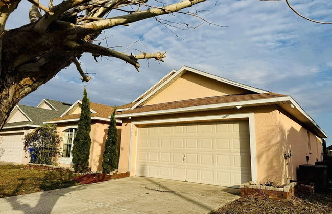 Private Pool House With Lake View, Near all Famous Attractions!!! - Foto 17