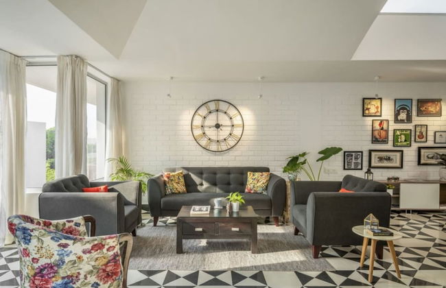 El Arbol by Hireavilla-2br w Rooftop Pool in Nerul - Photo 3