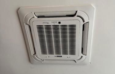 Edgewater Andersonville-area Apt Close to Loyola Lake EZ Parking - Foto 9