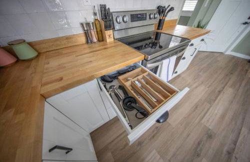 Unwind at this Modern Bethel Village Escape - Foto 43