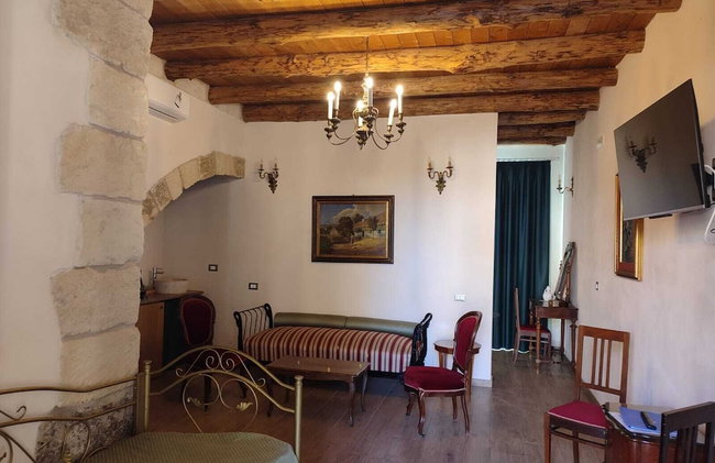 Borgo Segine - Photo 23
