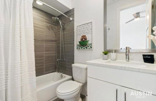 Urban Oasis 1 Mile from UT plus Garage and Rooftop - Foto 31