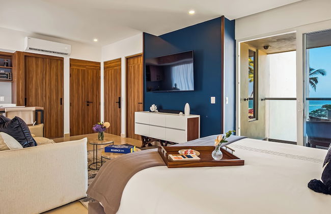 Stunning Beachfront Condo - Sea Views - Foto 7