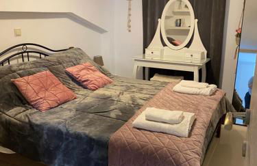 Casa Fiore - 2 Bed House 10 Mins Walk to Centre - Photo 36