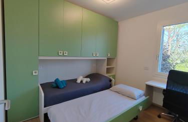 LA TERRAZZA - Very Quiet - Free park - 3 min from Varese center and lake - AIR Conditioning - Cycling friendly - Foto 7