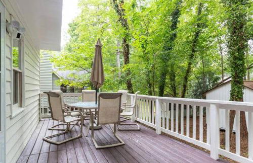 4BR Kid Friendly Fenced in Yard Playset - Foto 11