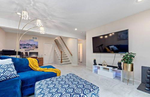 Beautiful Townhome, 11 minutes to Downtown, KCMO. - Foto 10