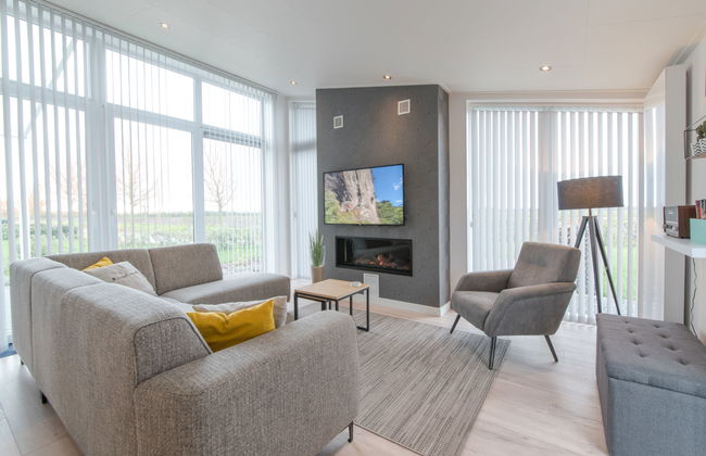 2 bedroom House in Wemeldinge with garden and terrace - Photo 2