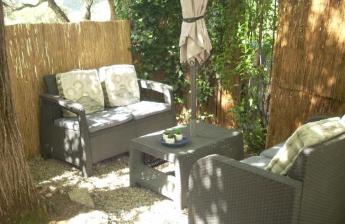 Demeure traditionnelle en pierre avec piscine - Photo 5