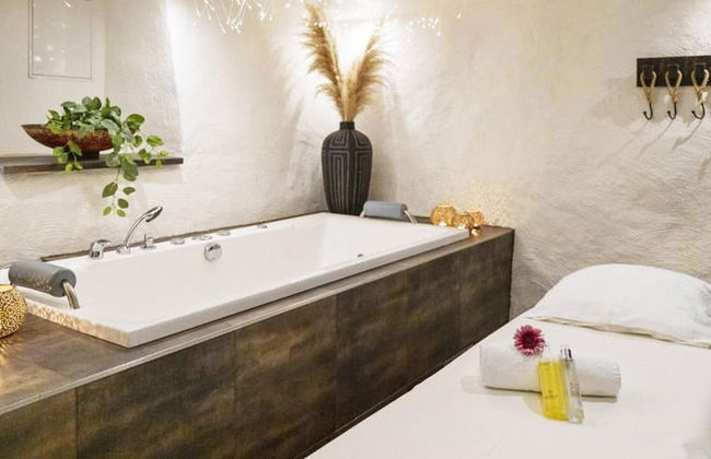 Snug Hotel Room With Free Breakfast - Foto 32