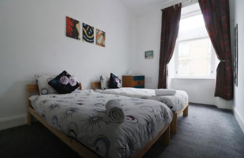 2 Bed Flat - Street Parking - Foto 22