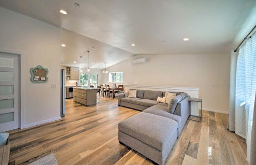 River Acres Retreat with Grill and River Access! - Foto 3