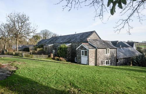 Lower Trengale Farm Holiday Cottages - Photo 2